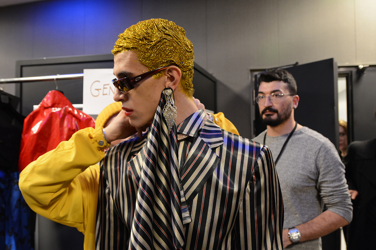 Lil Yachty 首登周六夜现场，将与 Regé-Jean Page 同台演出