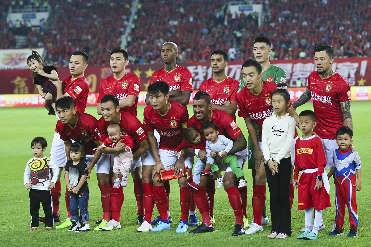 2018中超第28轮:广州恒大淘宝4-5上海上港