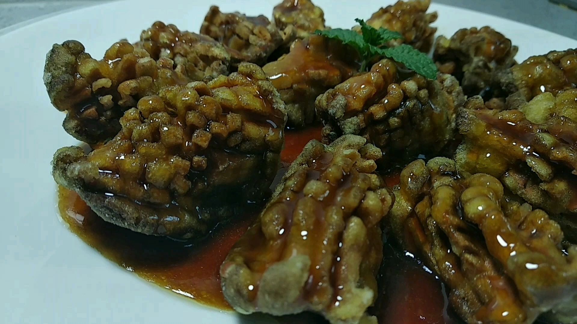 香茹这样做立马高大尚,形似鲍鱼,味道比鲍鱼还好吃,宴客特有面