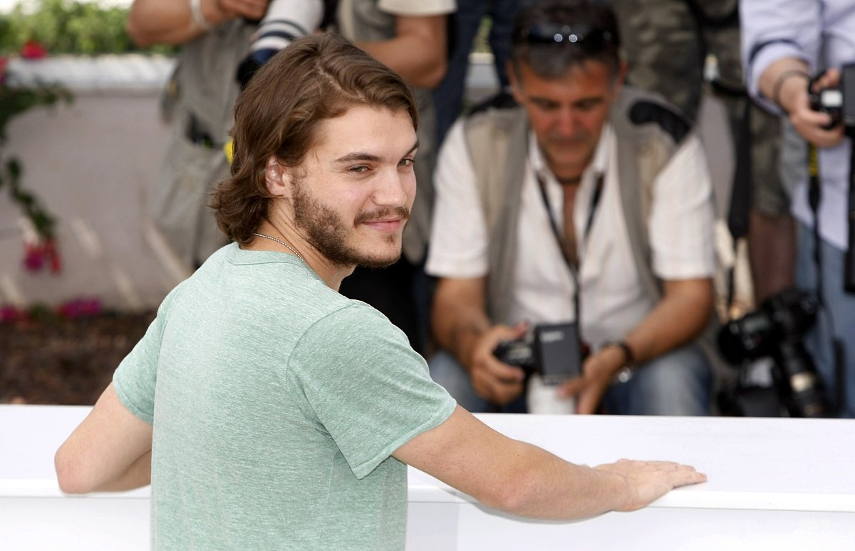 放牛班的春天：后进生身份认同建构与音乐的力量