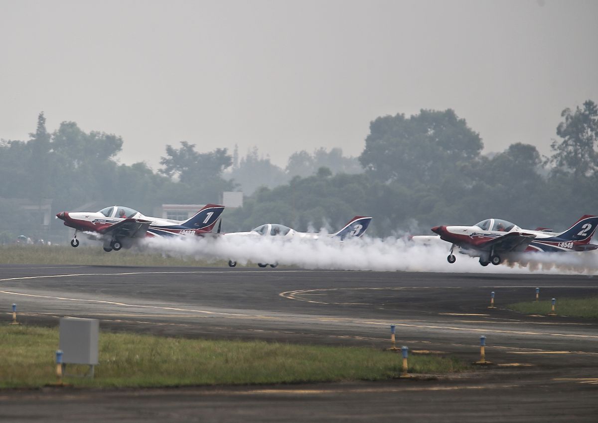 成都航空学校就业率高吗能保障就业吗