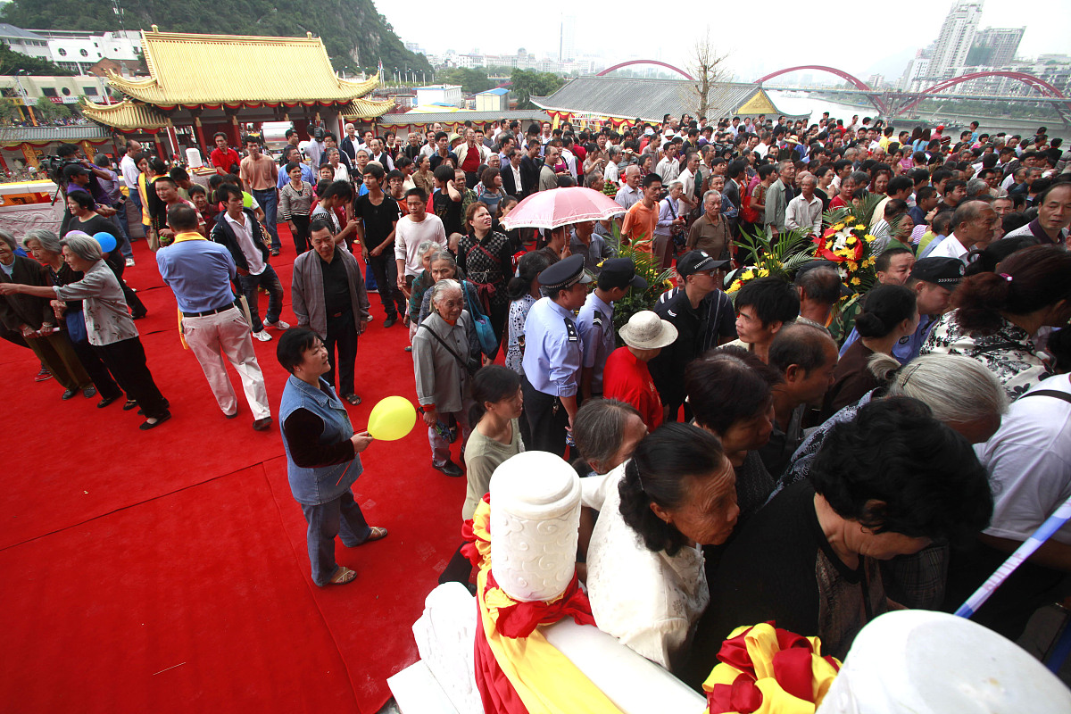 简述儒家哲学的发展历程和地位由此引入儒家智慧的主题