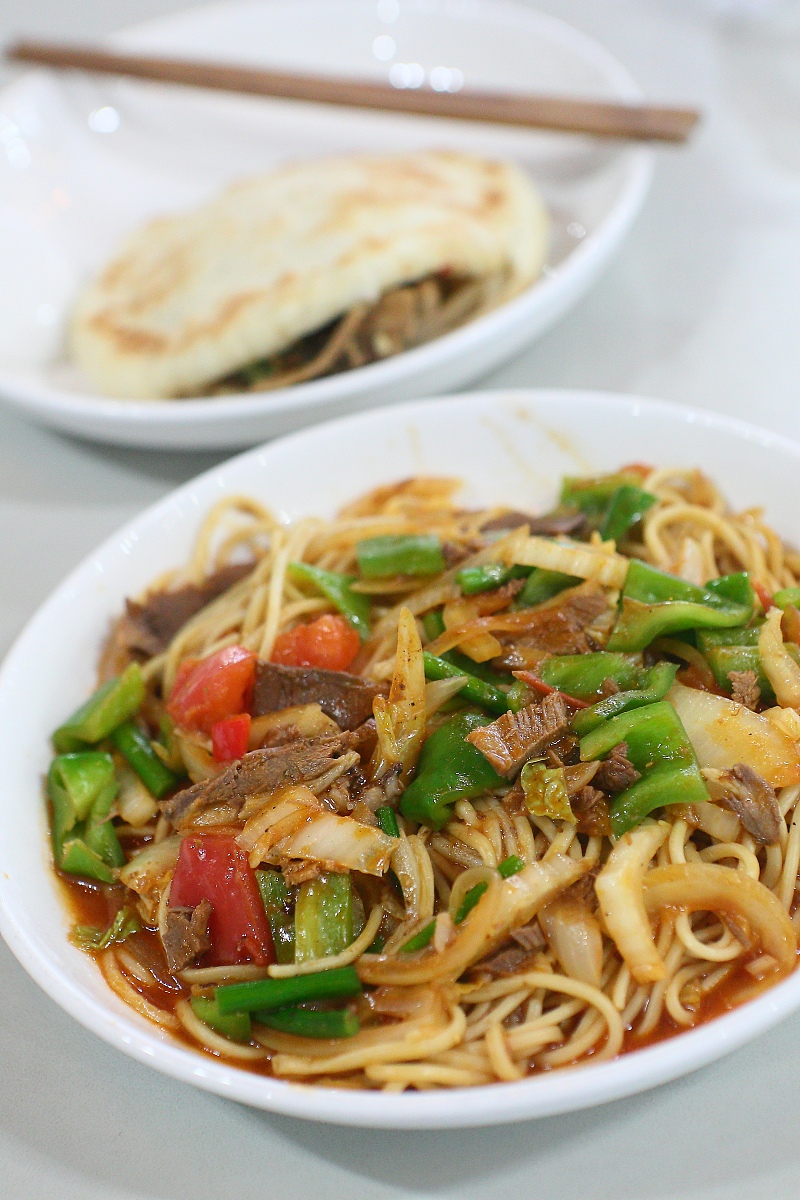 女朋友爱吃新疆炒米粉怎么办