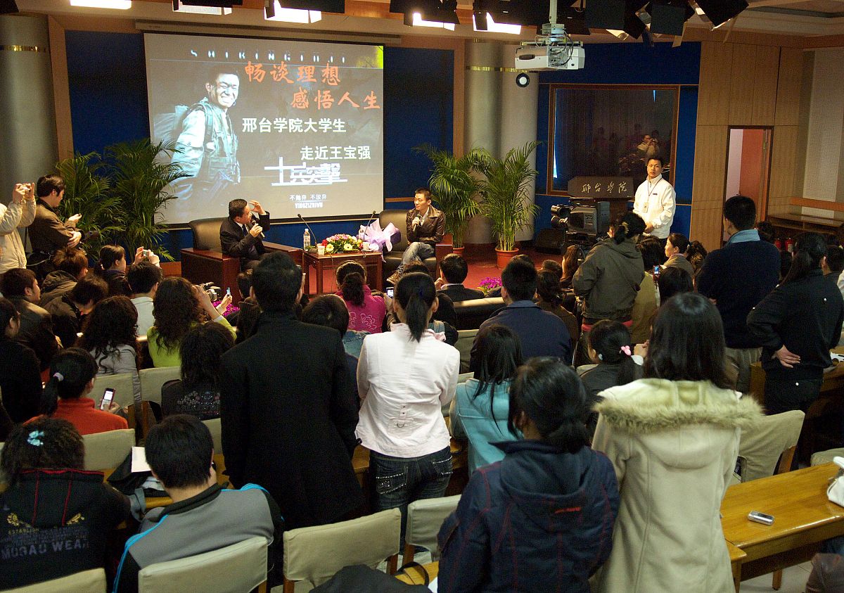 原创歌曲《迷茫》：一首关于人生方向的感悟