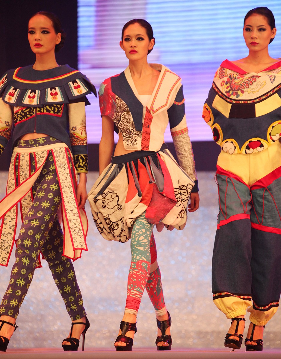 重庆艺术工程职业学院民族服装与服饰专业怎么样都要学些什么