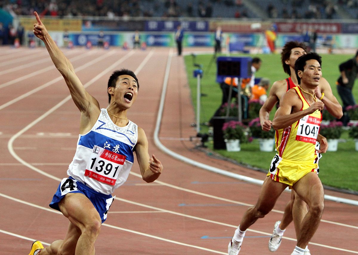 全运会男子100米决赛时间：速度与激烈角逐