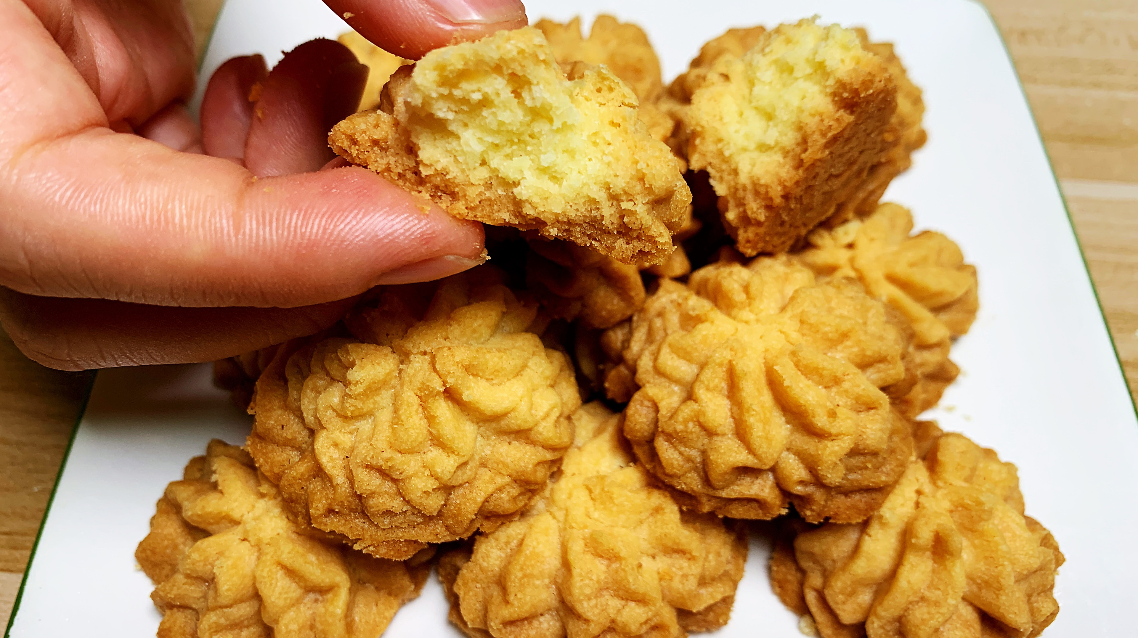 曲奇饼,教你轻松做出来,比外面买的还好吃,一看就会,酥得掉渣