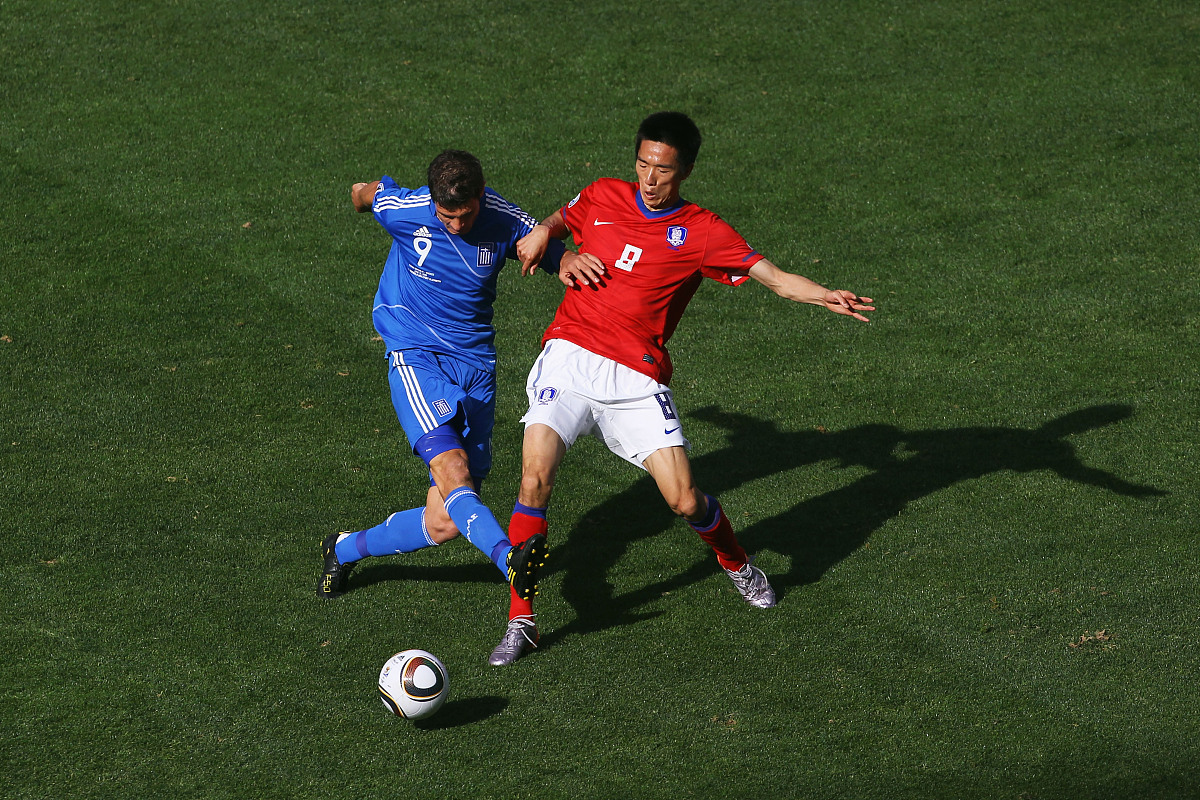 2010年6月12日,南非伊丽莎白港,2010世界杯b组小组赛首轮,韩国vs希腊.