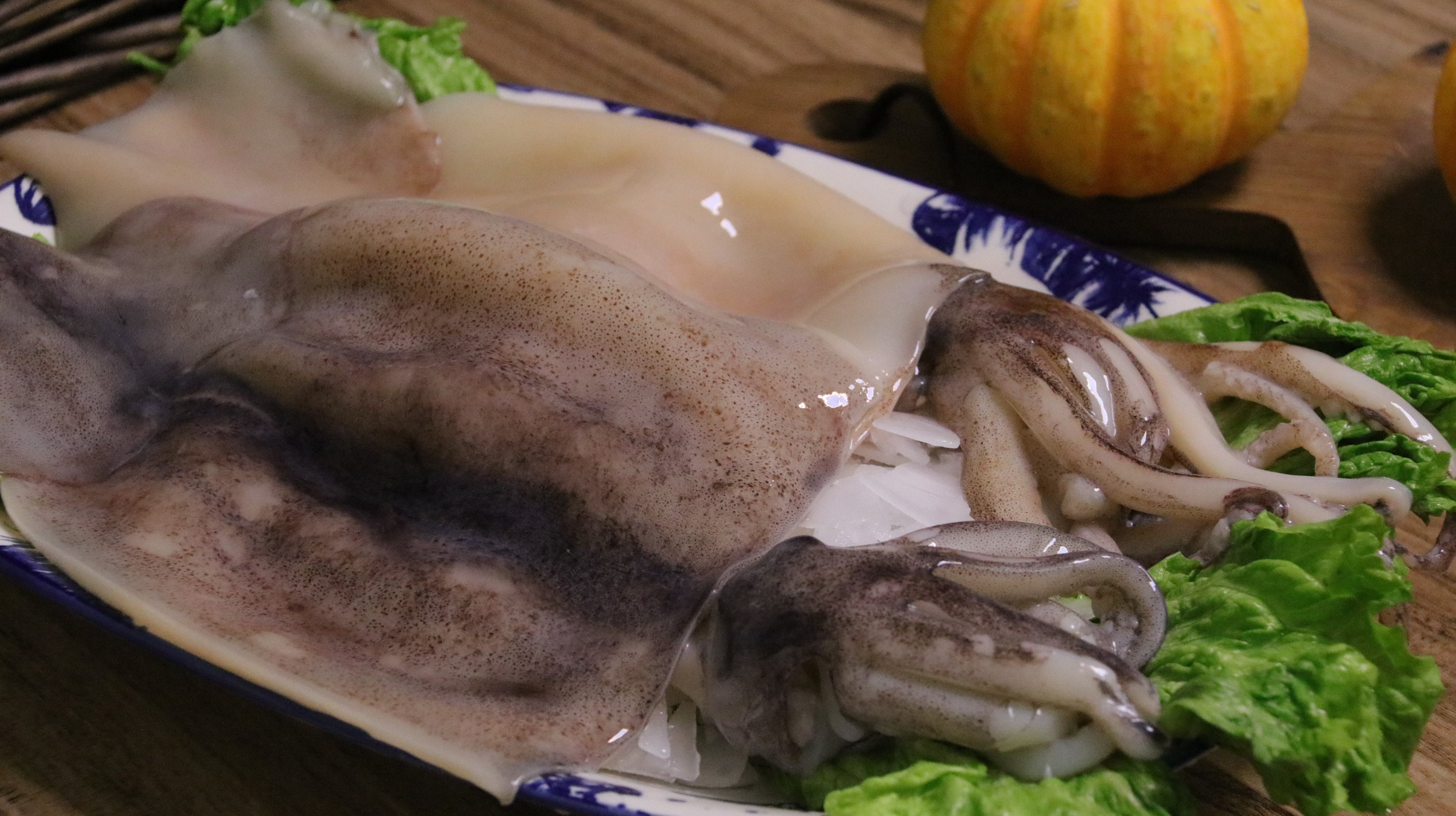 家庭版“铁板鱿鱼”,整条吃,看着就过瘾