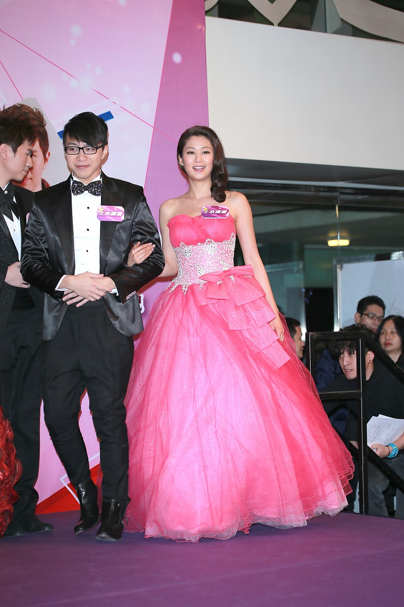 2012年12月31日,香港,明星现身香港上水广场出席跨年倒数活动《星光闪