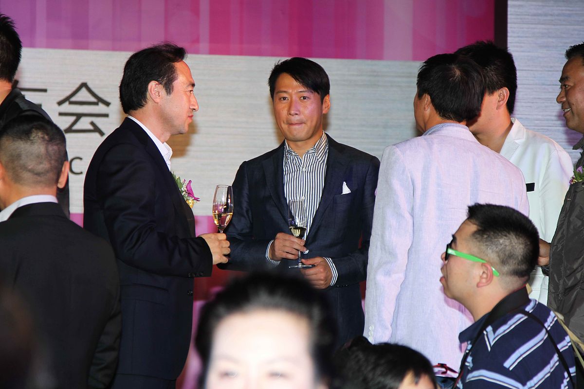 2011年7月28日,上海,香港娱乐业巨头林建岳博士旗下之丰德丽控股有限