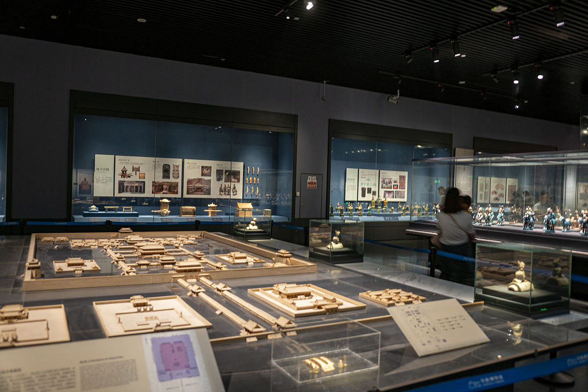 要去别的博览馆参观 别人的设计理念 参观内容怎么写？