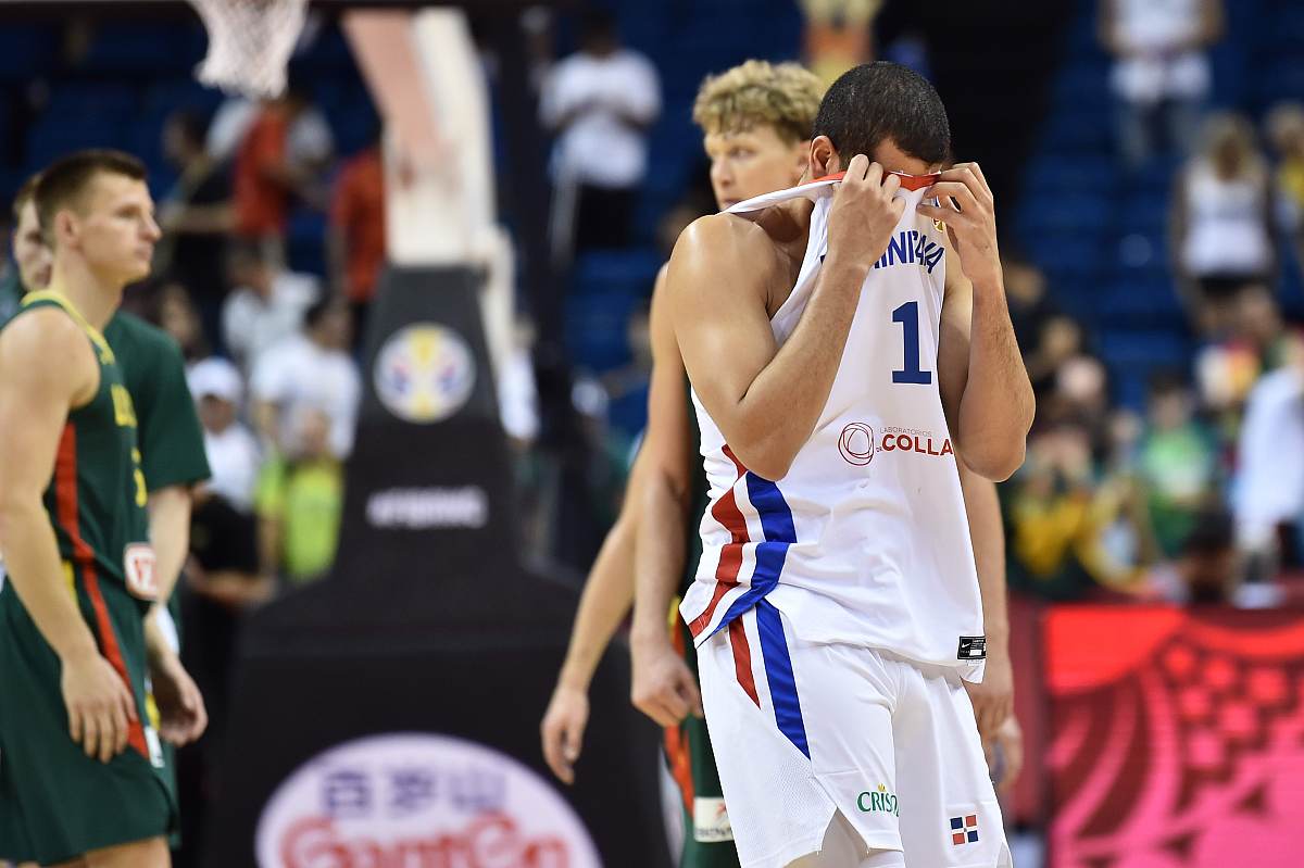 2019年9月9日,江苏南京,2019男篮世界杯小组赛次轮l组,多米尼加55-74