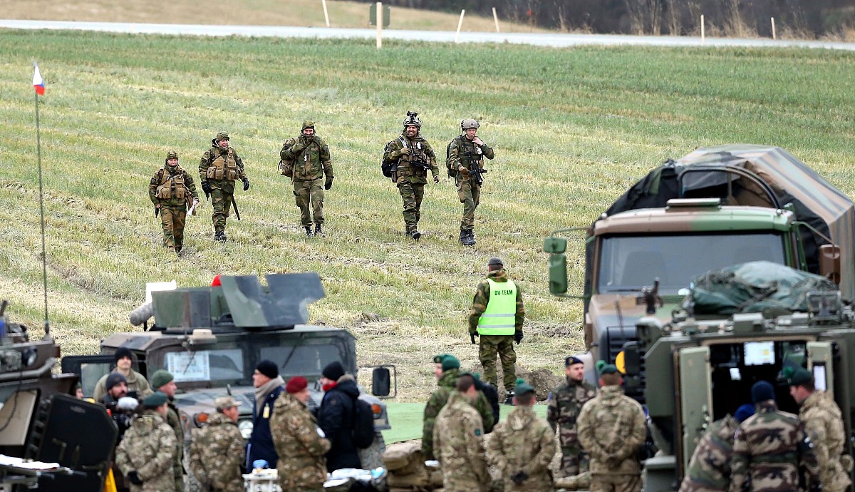 俄乌冲突启示：加强国防动员的重要性