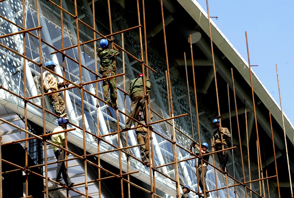 2007年6月6日,中国辽宁沈阳,北京奥组委官员视察2008北京奥运会沈阳赛