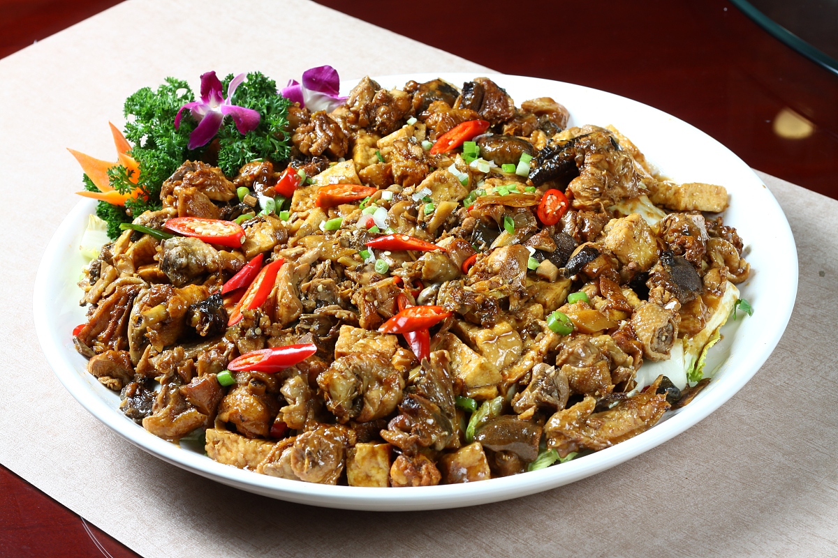 大盘鸡制作教学方案：从起源到美味，学做西北特色佳肴