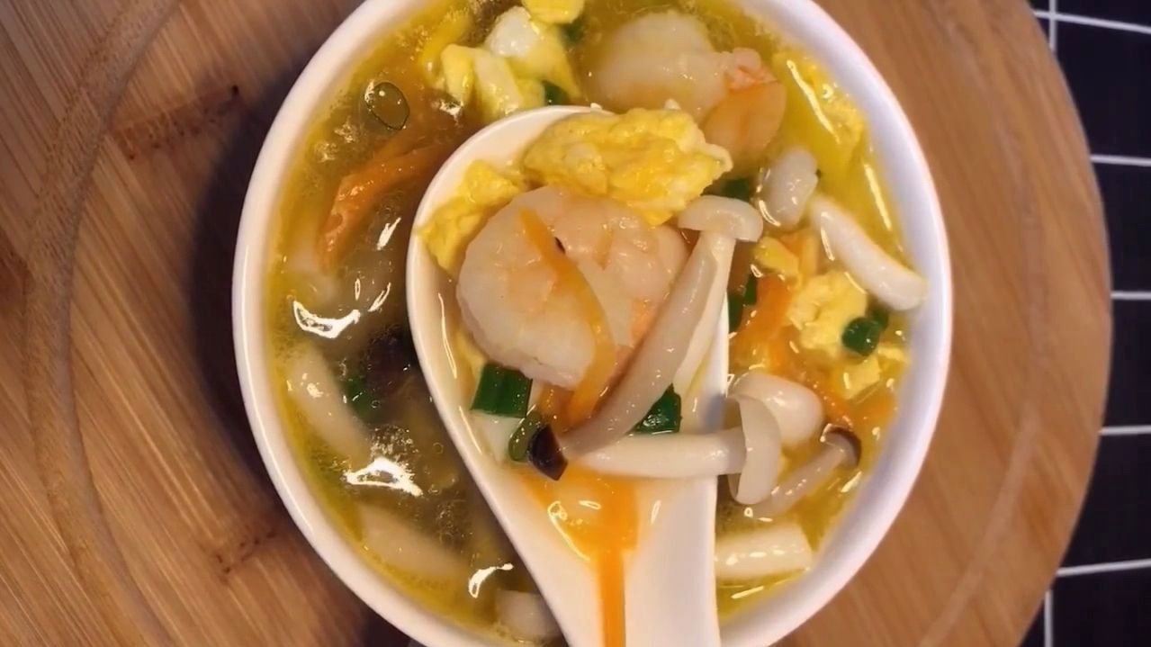 好喝的鲜香虾仁蘑菇汤