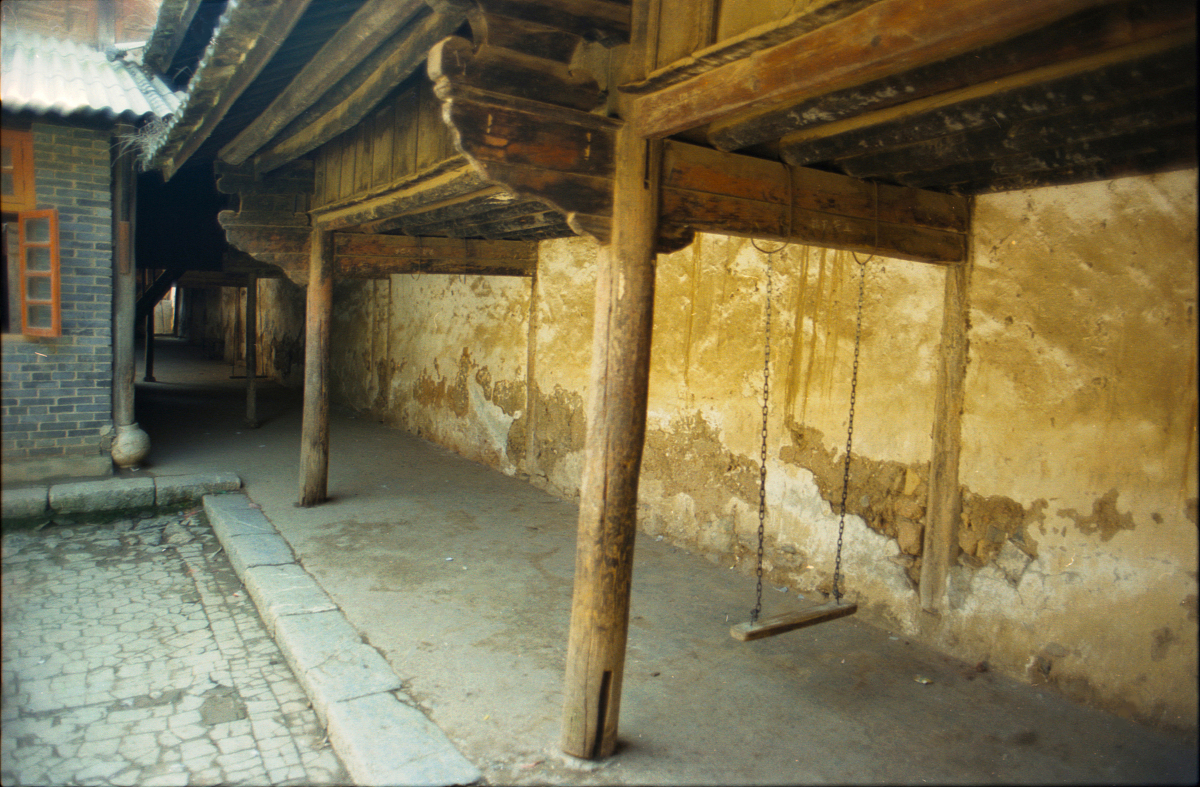 ***_***1998年10月,云南省大理白族自治州祥云县,云南驿马店旧址,下面