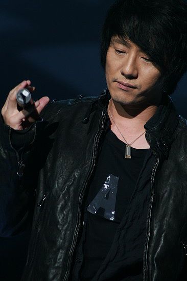 2007年 11月 12日 , 北京 , 伊利 优 酸乳 2007 大学生 音乐节 颁奖 