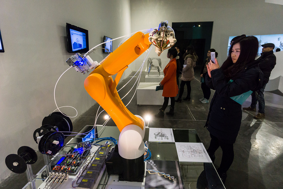 湖北人工智能机器人职业学校平面设计专业招生条件及就业前景