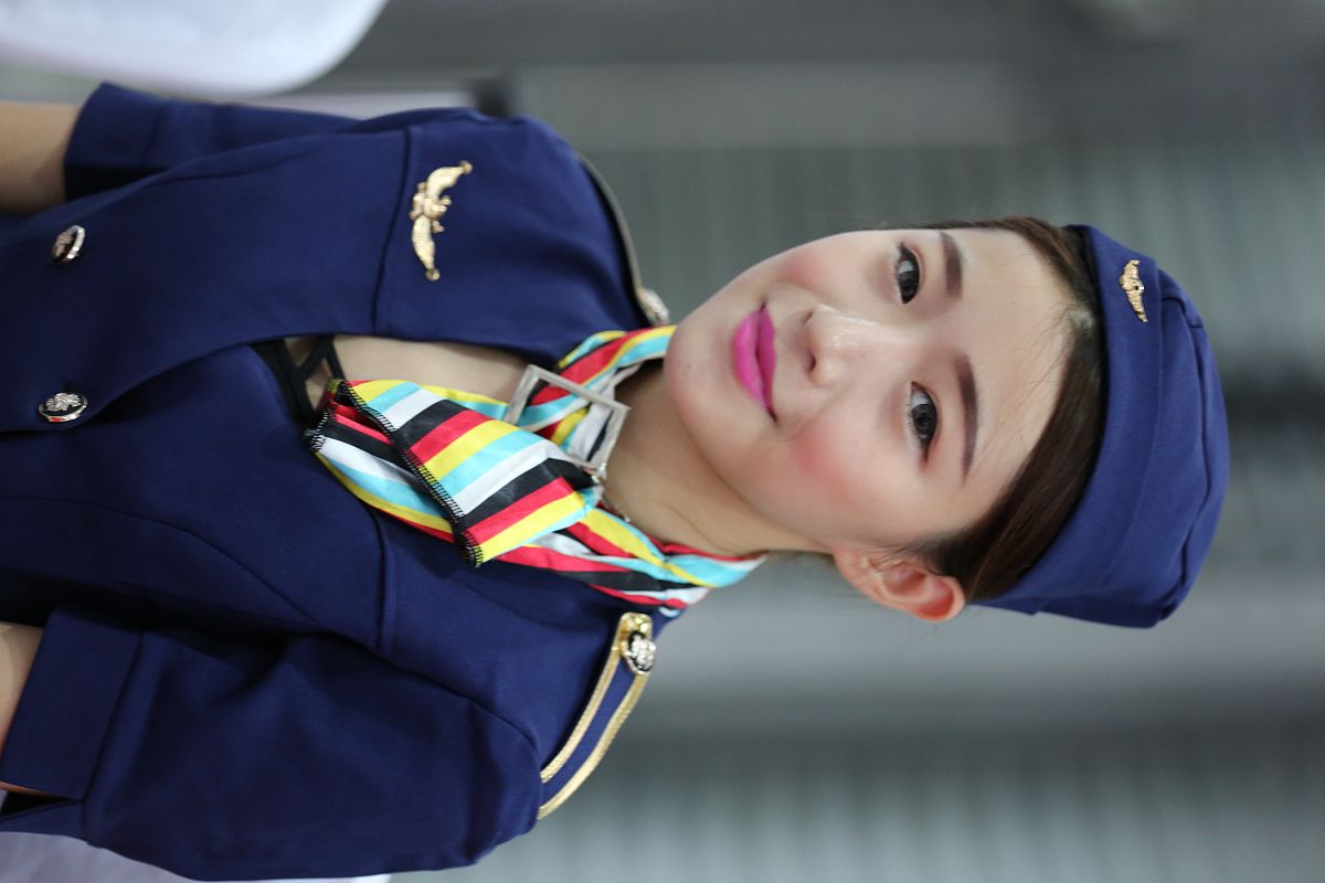 航空空姐丝巾有哪几种的系法