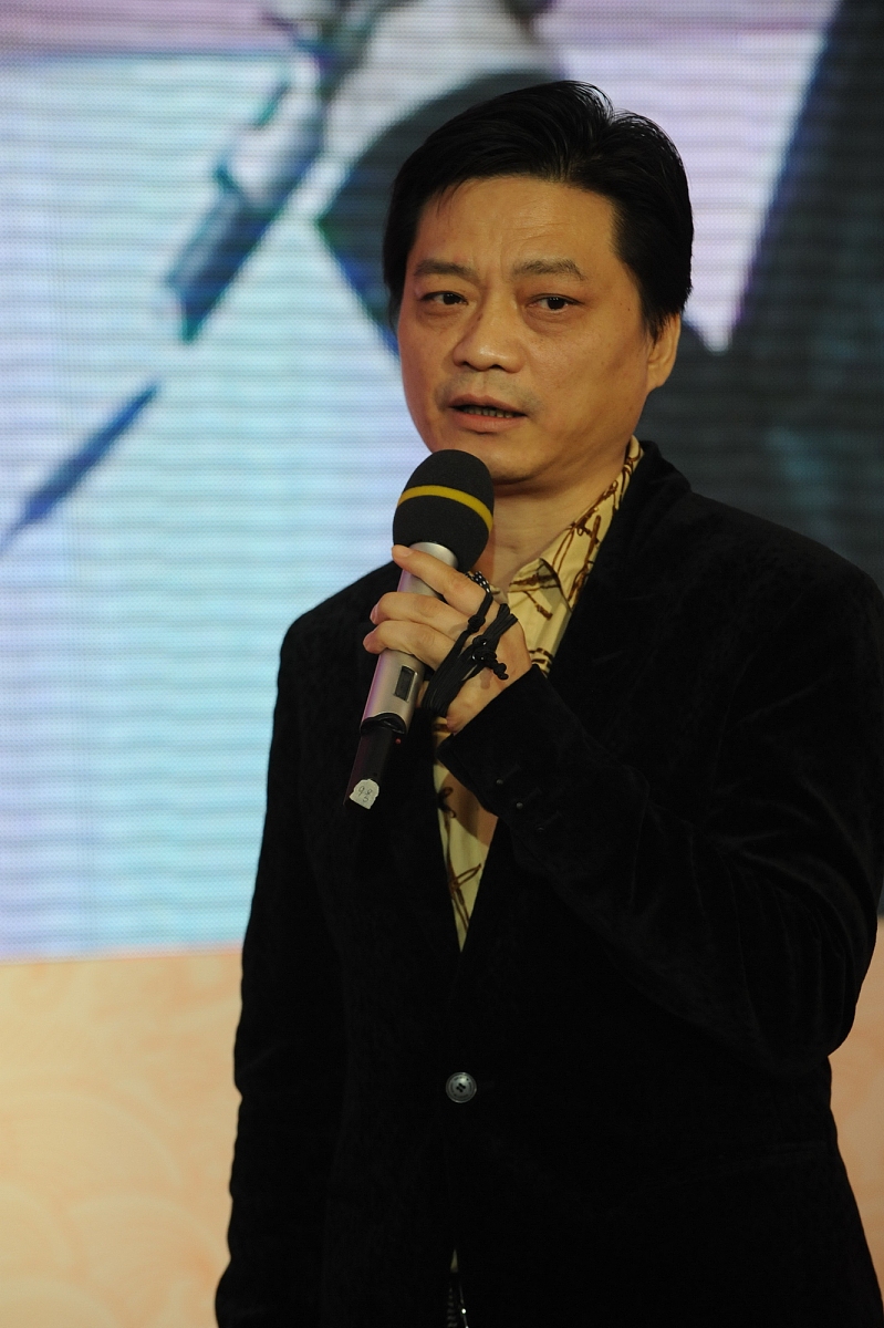 2012年11月18日,北京,央视2013年黄金资源广告招标会举行.***_***  崔