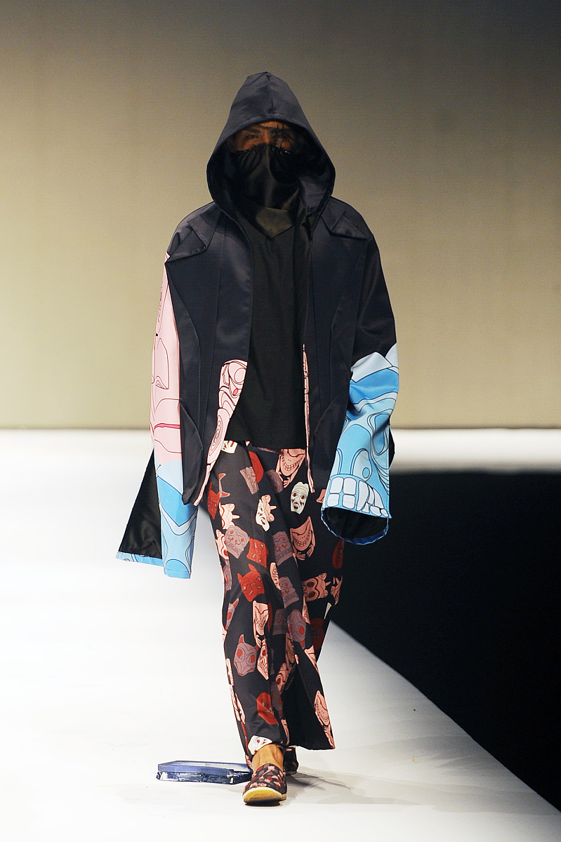 形容'稍微想一下'的四个字成语