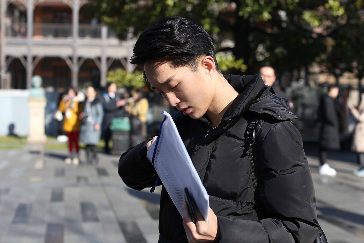昆明五年制学校热门专业推荐：工程、医学、商业、艺术