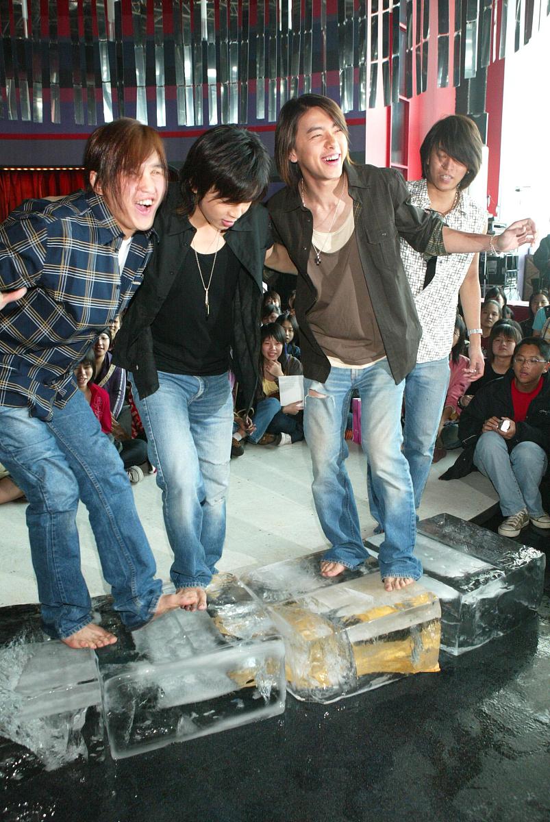 赞赏与鼓励：你说得对，我会继续努力！