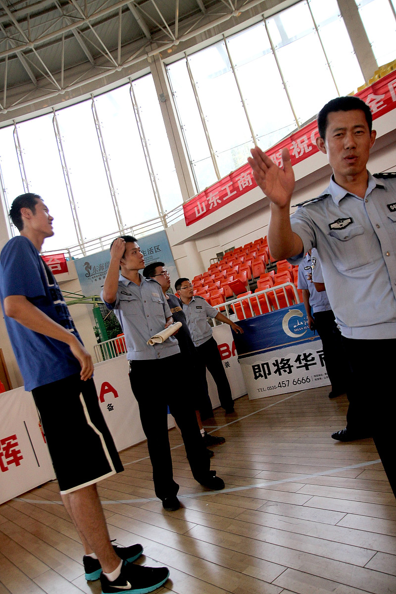 为什么明朝之前中国最强大后来却受欺凌江苏男篮官方声明接受处罚帮我用200字详细描述