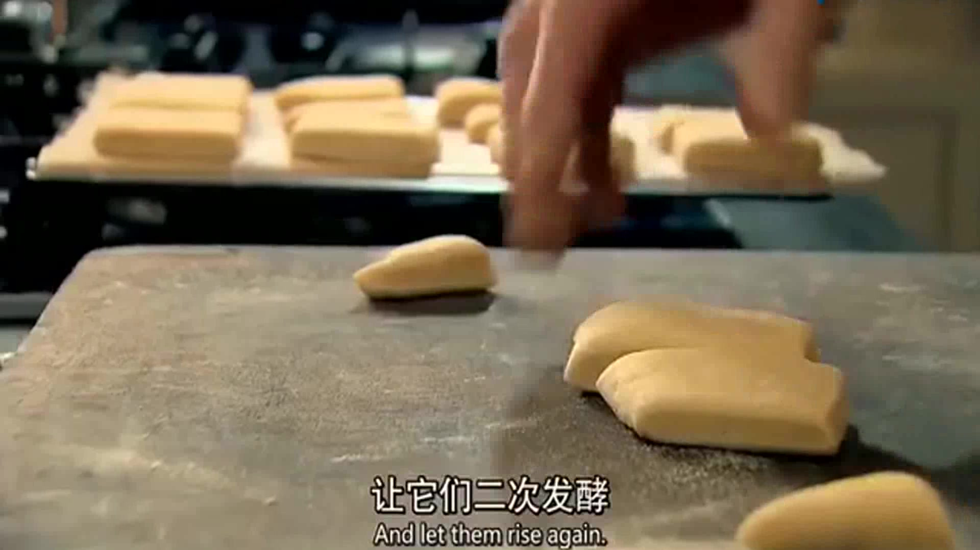 地狱厨神拉姆齐教你做让你吮指回味的超级小吃,巧克力甜甜圈!