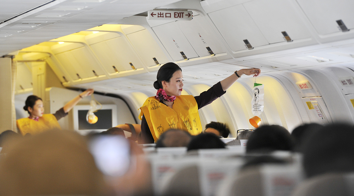 空乘安全知识：如何避免旅客烫伤？