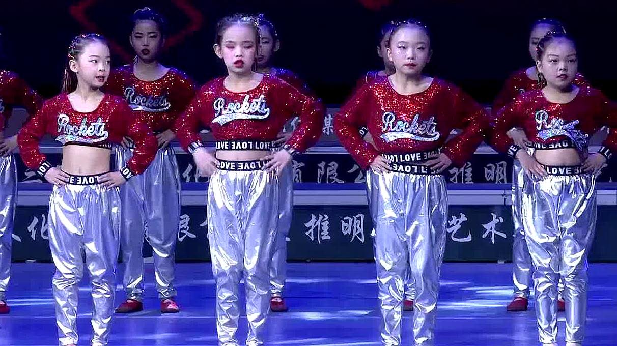 [图]少儿爵士舞《Angels》