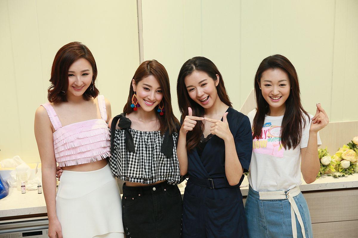 2018年4月29日,香港,明星出席tvb美女厨房mv拍摄探班活动.