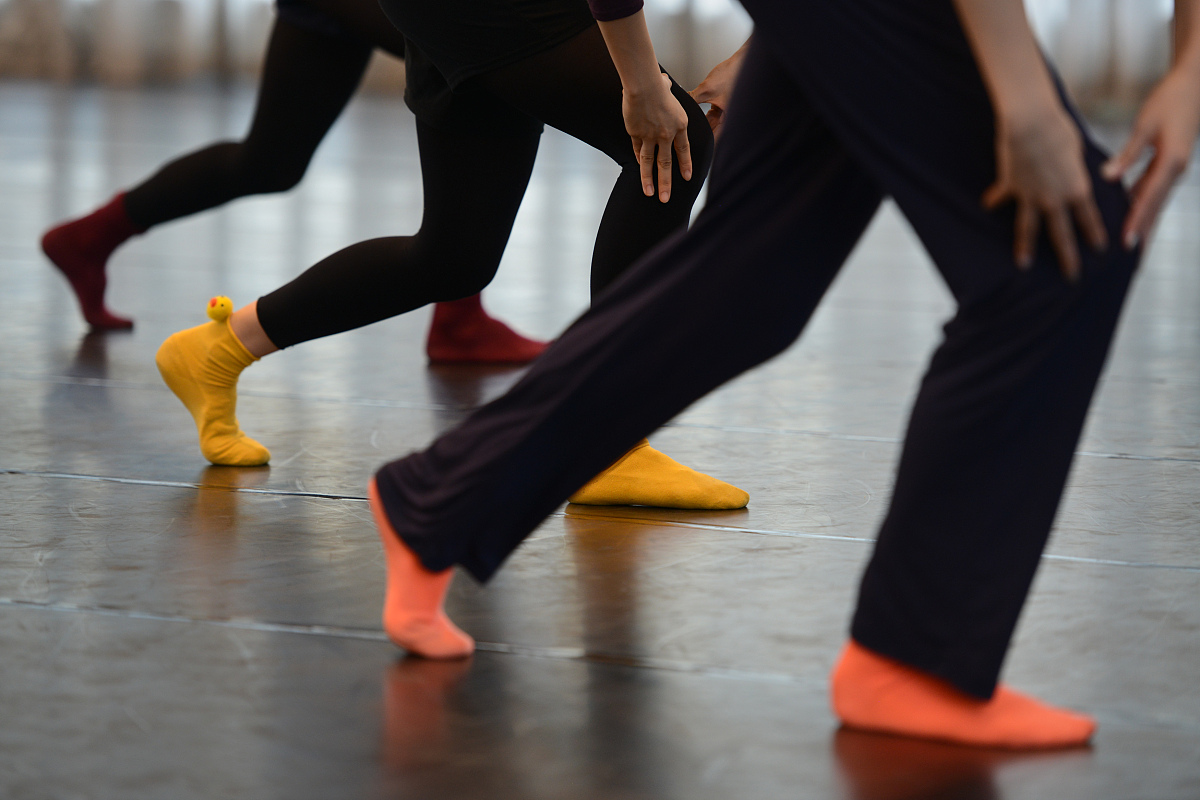 七年级青春舞曲教学：简单易学，活力四射