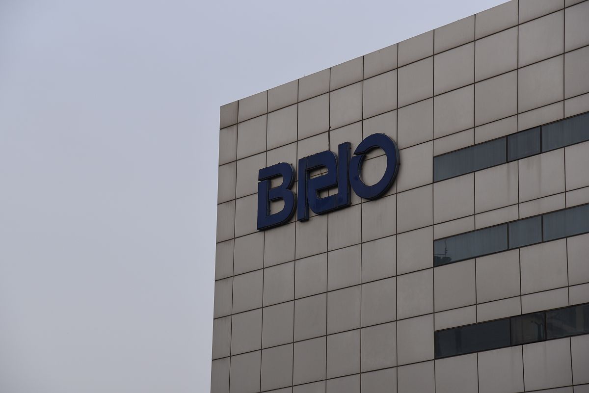 パナソニックが1961年に初めて関東に進出した藤沢工場の跡地を活用した街づくりプロジェクト。東京ドーム4個分にあたる、約19ha約6万坪の土地に建設中のスマートタウンプロジェクトであり、約1000戸の住宅と3000人が暮らす街を構成。商業施設、公益施設などを配置する。総事業費は約600億円を見込んでいる。以上翻译成中文