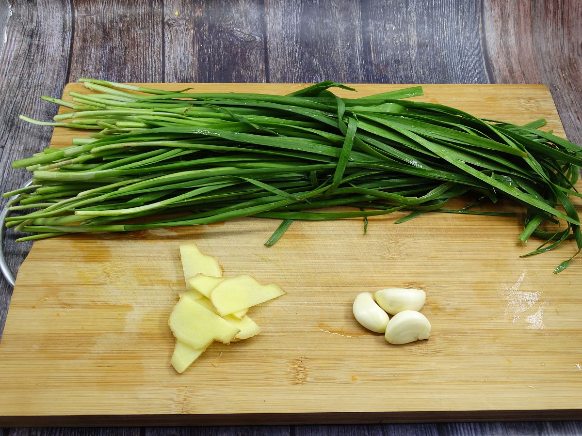 河南碰蒜的做法：香气四溢，简单易学