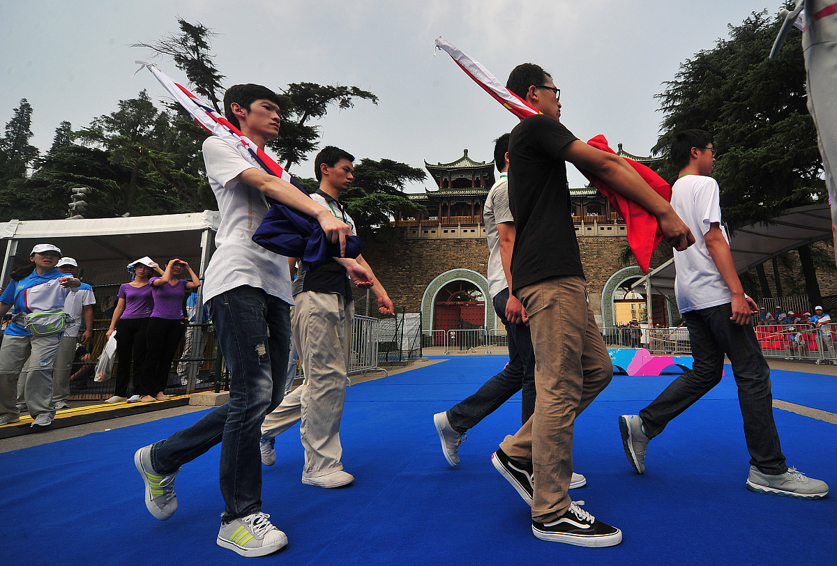 棍子一起跳：多人竞技，挑战跳跃极限！