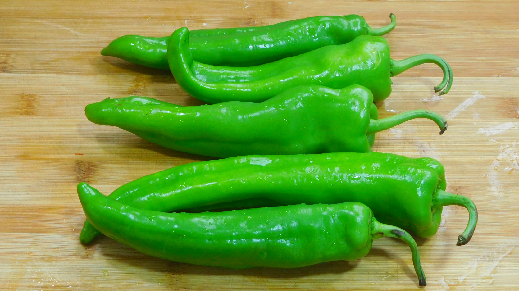 辣椒最好吃的做法,香辣酥脆,赛过大鱼大肉,吃一次忘不了