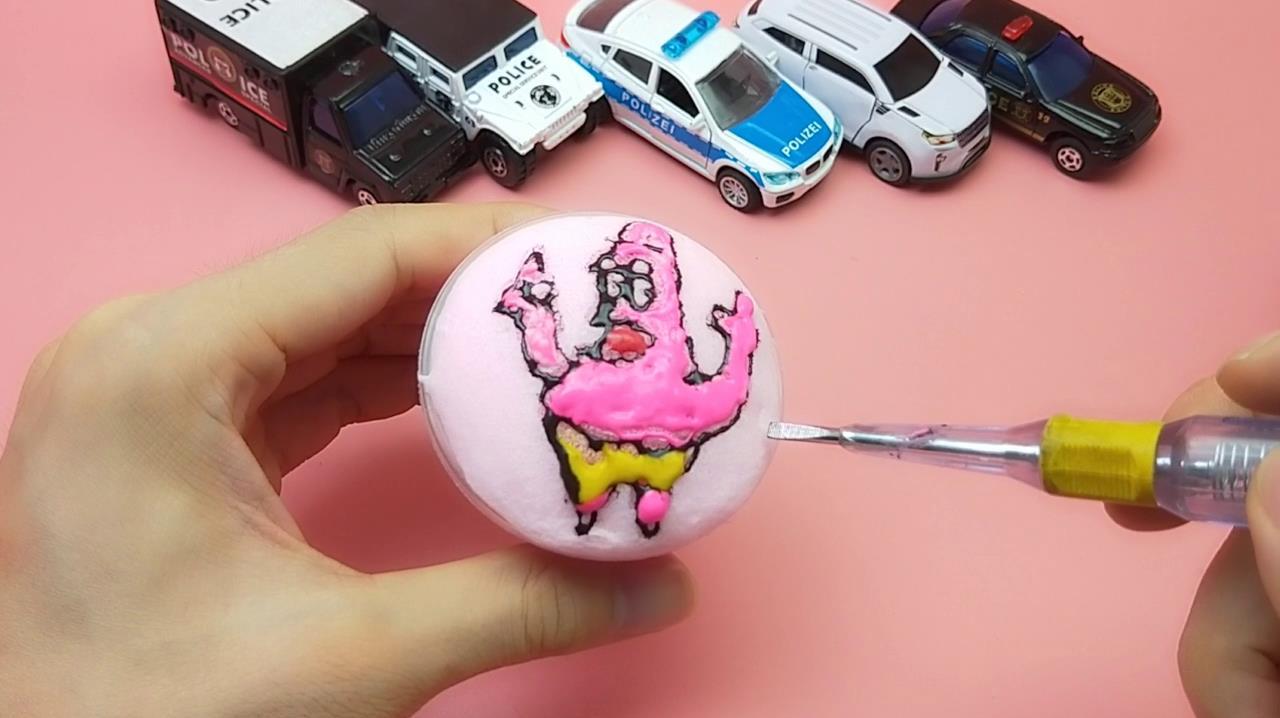 一款好玩的迷你蛋糕制作,画出派大星超有趣,创意美食视频