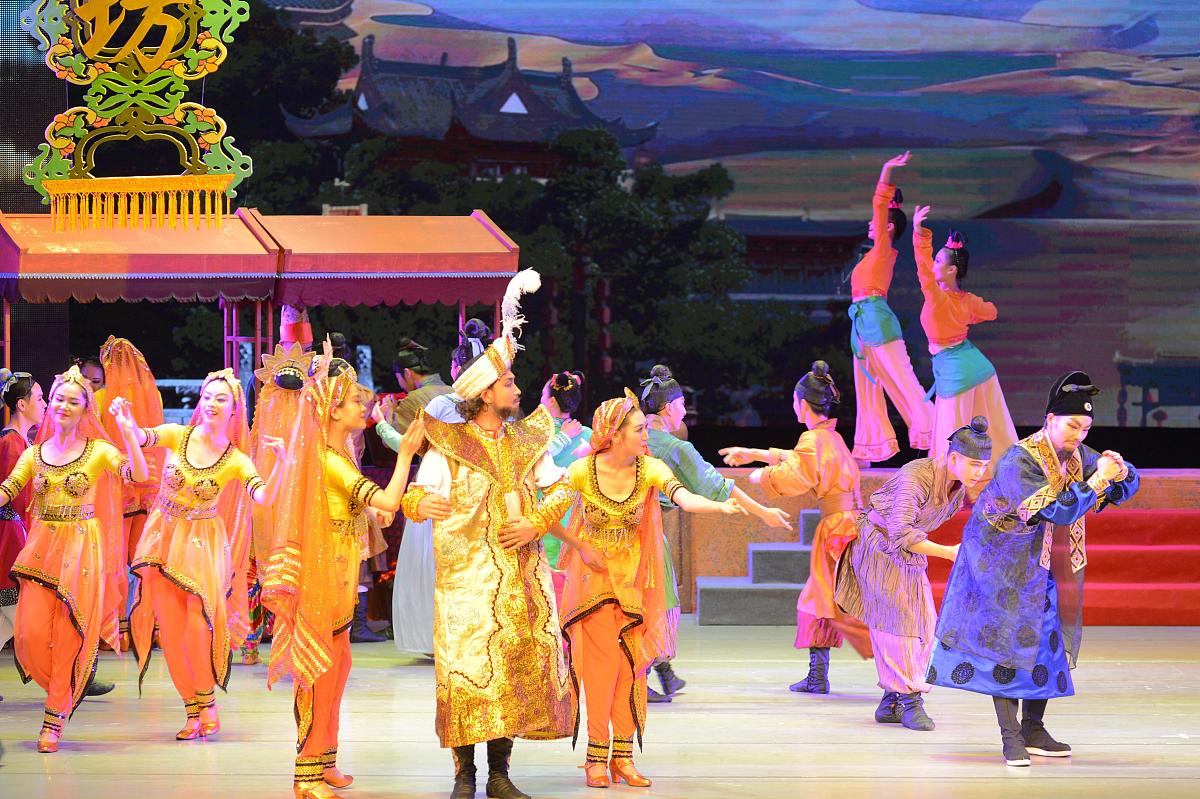 丝路花雨观后感：唐朝女子的传奇人生