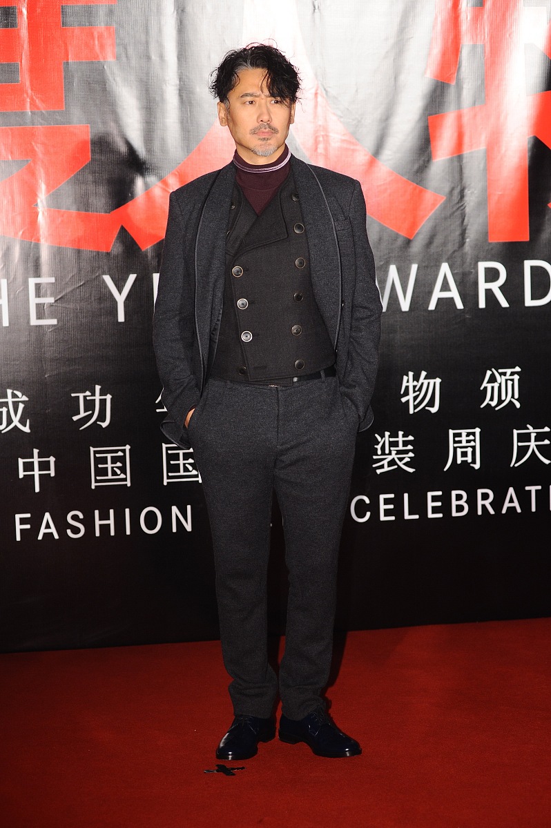 2013年11月2日,北京,2013芭莎男士品位成功年度人物颁奖盛典红毯.***_