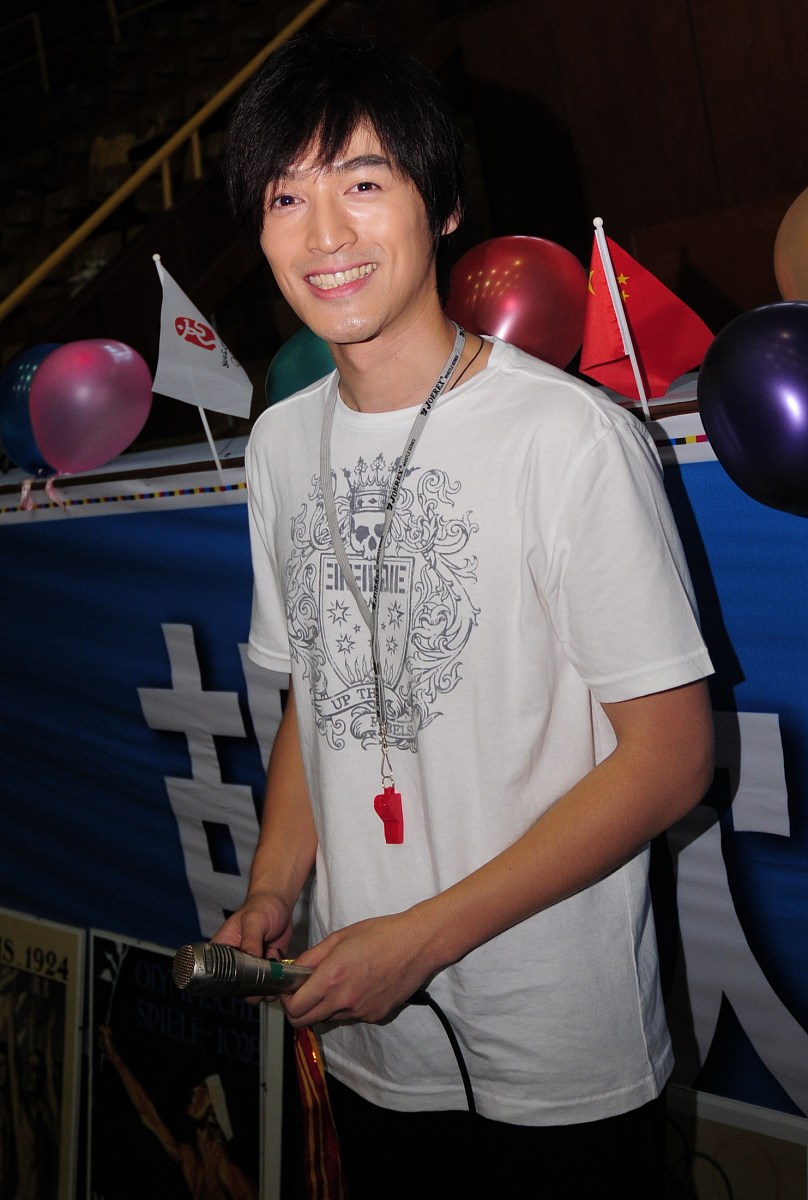 初中运动会加油口号：50-60字燃爆全场