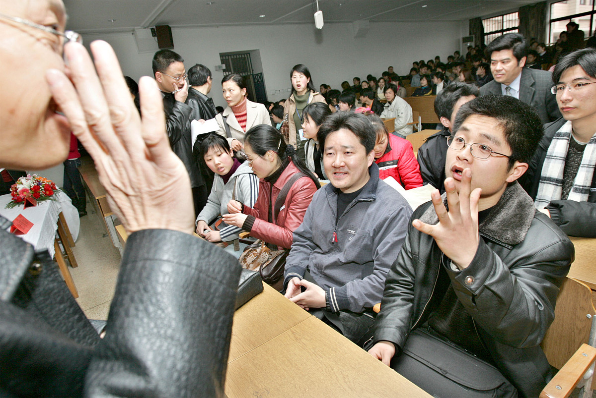汨罗市成人教育中心怎么样开设专业有哪些