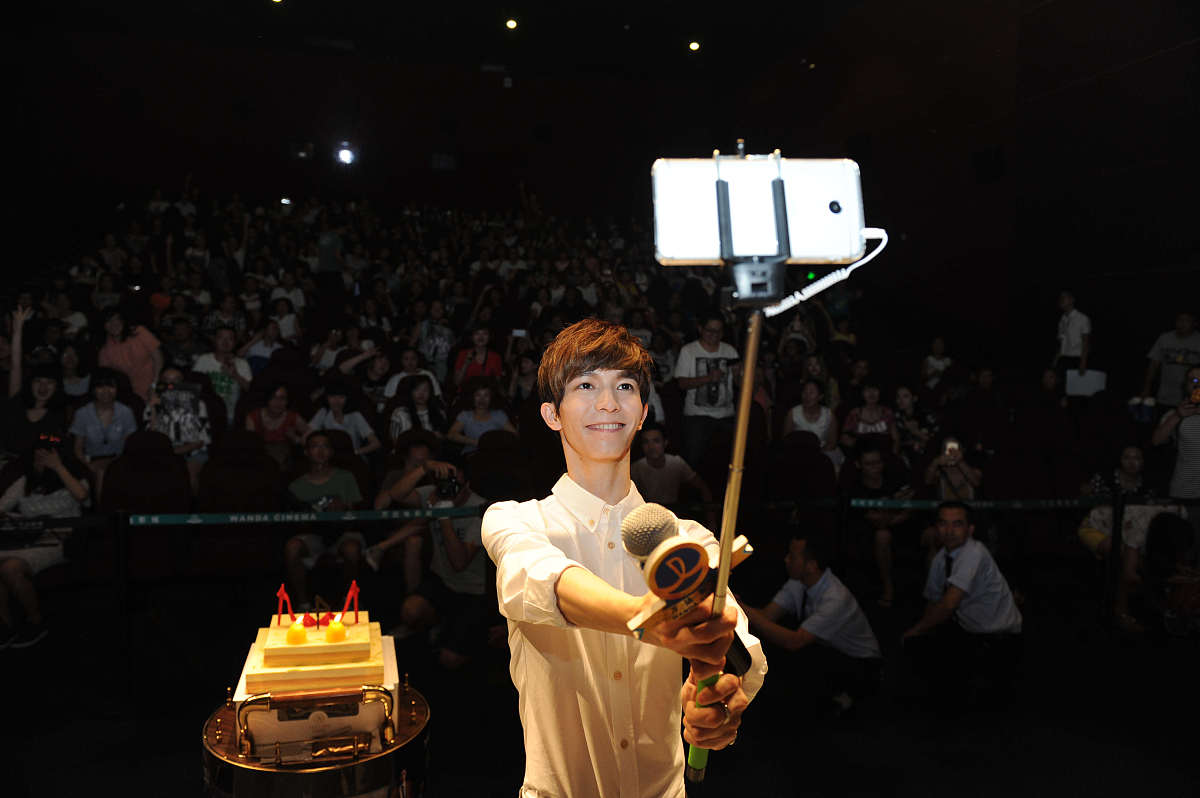 郭敬明争议事件深度解析：抄袭之外的舆论漩涡