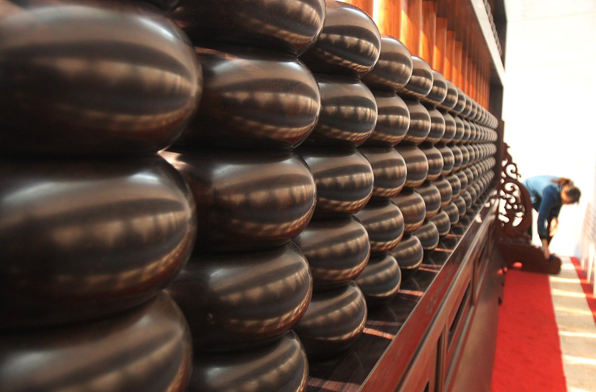 TM175X250X9X141米有多重帮我用200字详细描述