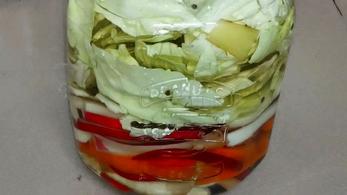 四川泡菜的详细做法,掌握这几点,酸脆不起白,一看就会!