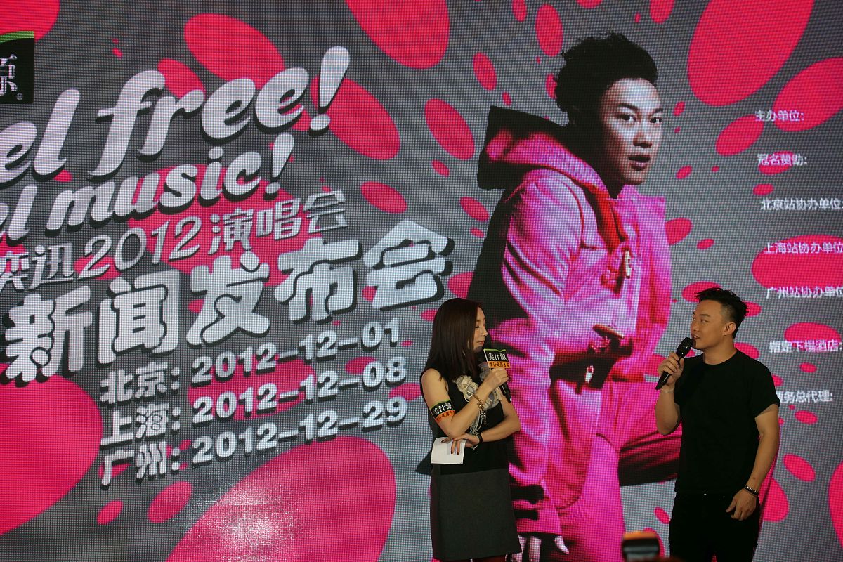 帮我写一首说唱歌曲