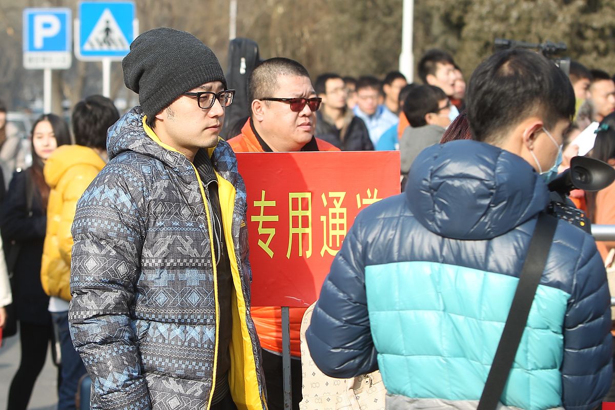 呼和浩特市老百姓遇到困难如何向媒体求助？