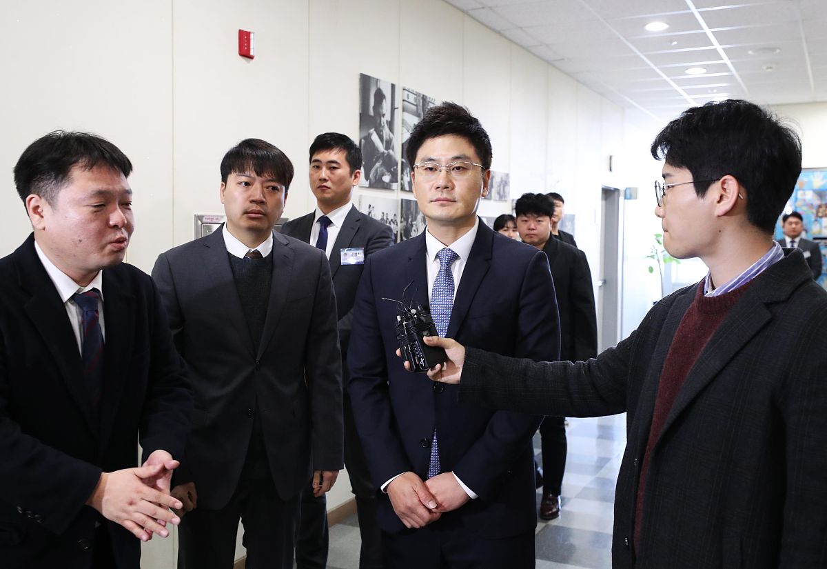请对信诺招商人寿 保险公司销售人员培训体系存在问题进行原因分析具体如下：外部原因41保险市场快速变化